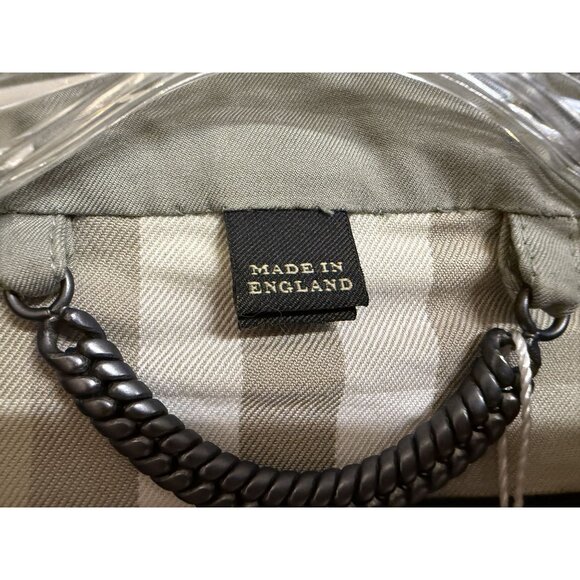 Burberry Beige Cotton Trench Coat With Button Closure & Belted Back - Picture 7 of 16